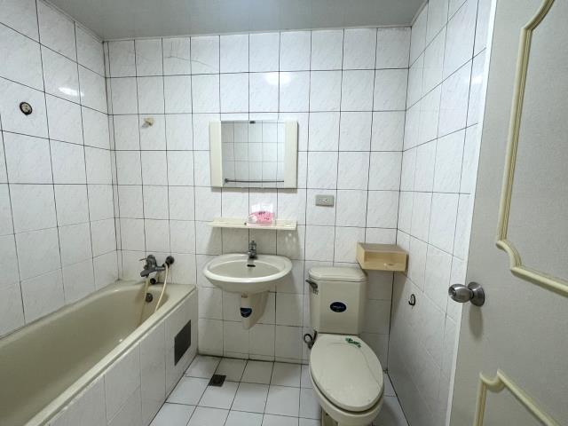 高雄岡山大樓-2