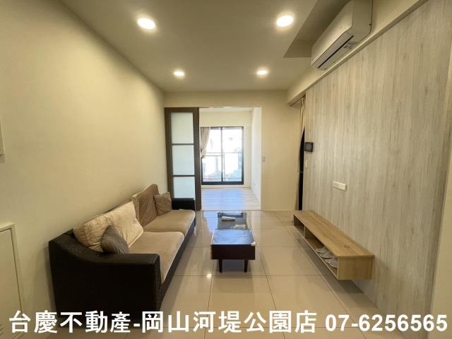 高雄岡山大樓-1