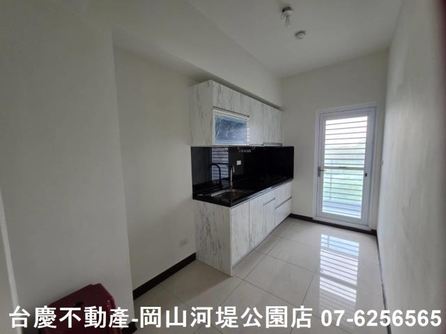 高雄公寓-3